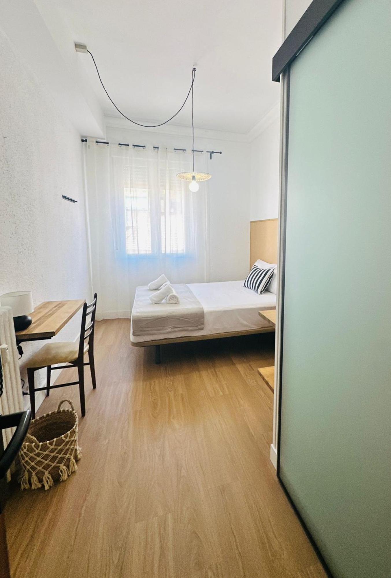 Autentic Boutique Moncloa มาดริด ภายนอก รูปภาพ
