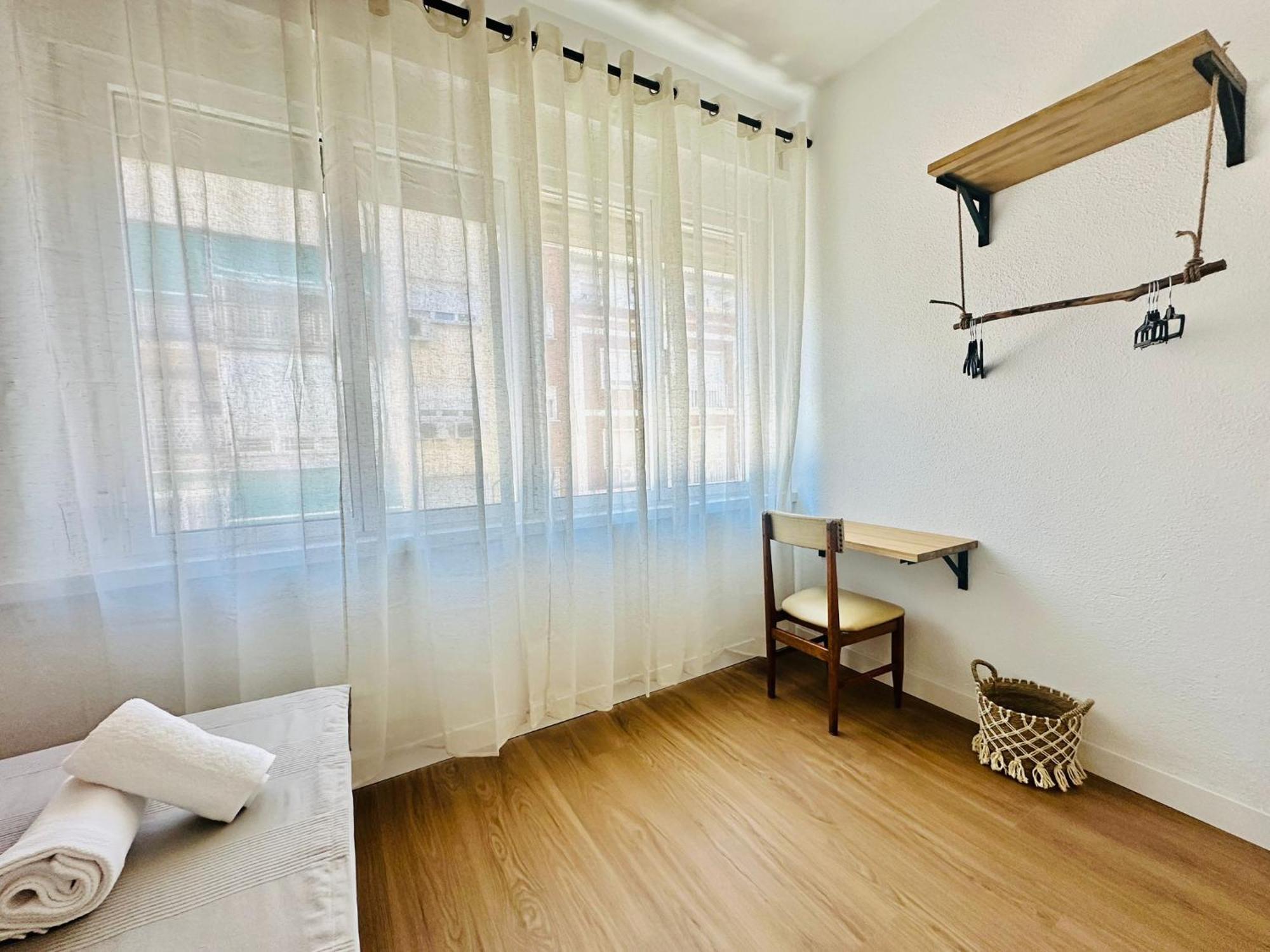 Autentic Boutique Moncloa มาดริด ภายนอก รูปภาพ