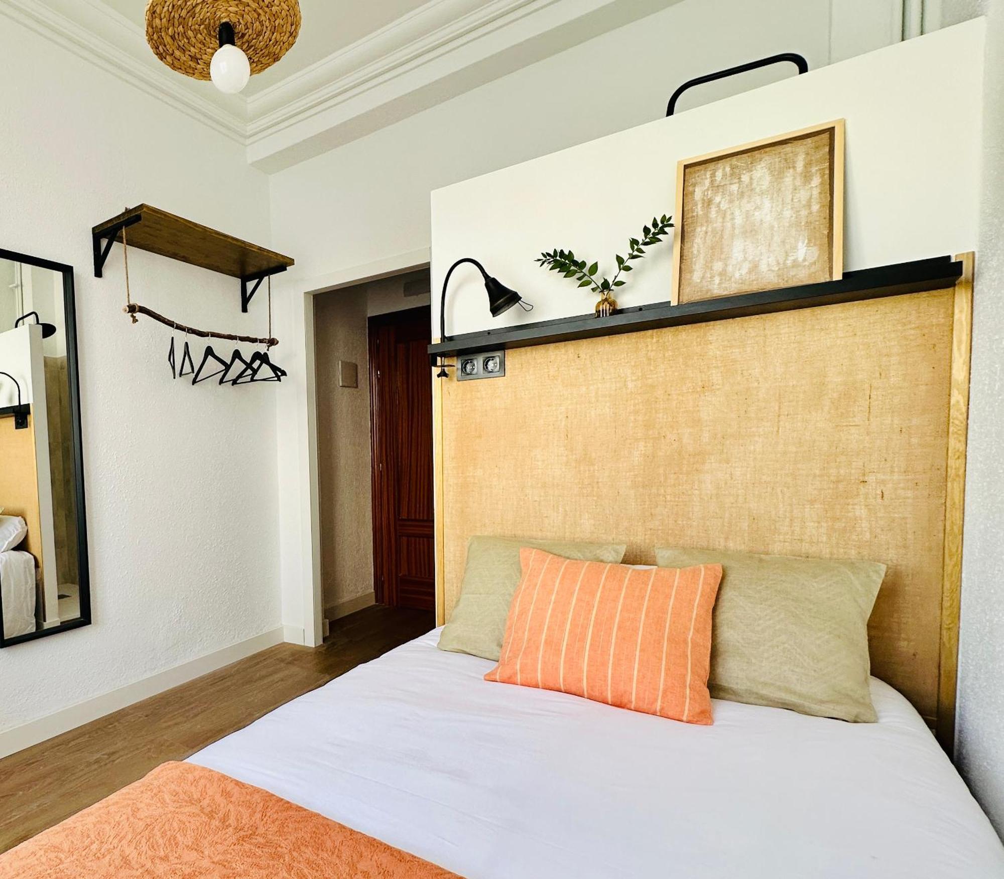 Autentic Boutique Moncloa มาดริด ภายนอก รูปภาพ