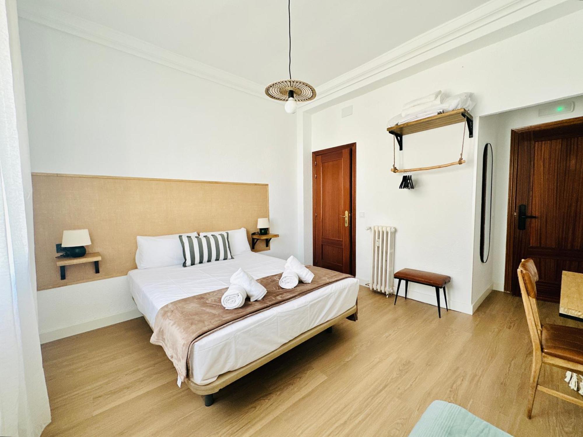 Autentic Boutique Moncloa มาดริด ภายนอก รูปภาพ