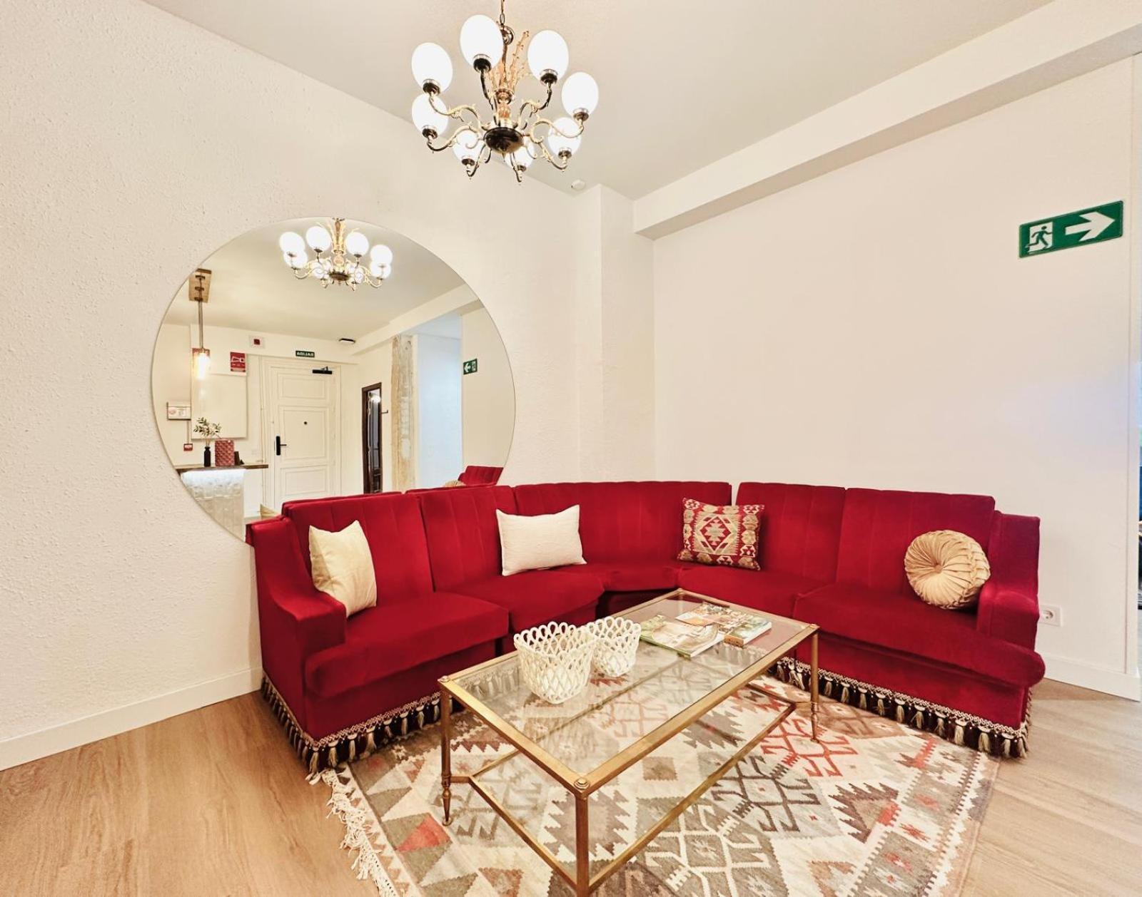 Autentic Boutique Moncloa มาดริด ภายนอก รูปภาพ